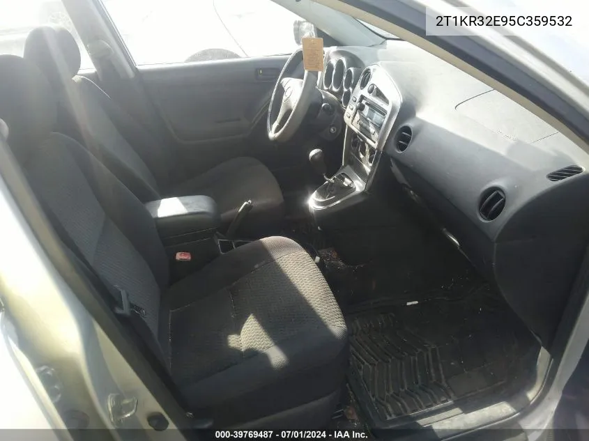 2T1KR32E95C359532 2005 Toyota Matrix