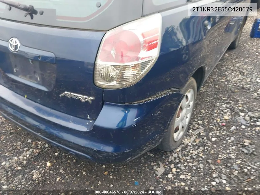 2T1KR32E55C420679 2005 Toyota Matrix