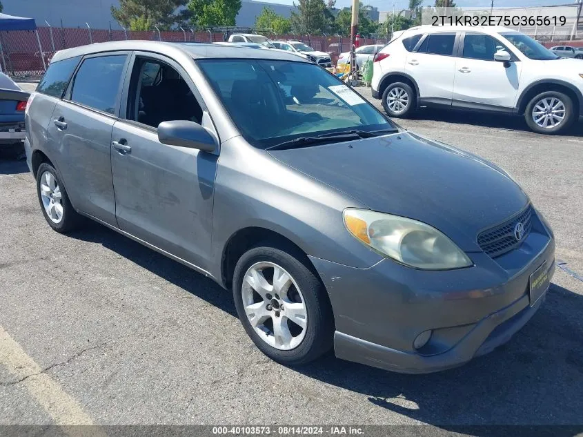 2T1KR32E75C365619 2005 Toyota Matrix Xr