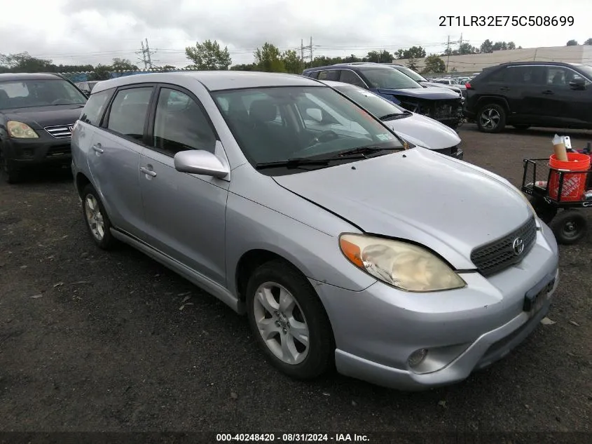 2T1LR32E75C508699 2005 Toyota Matrix Xr