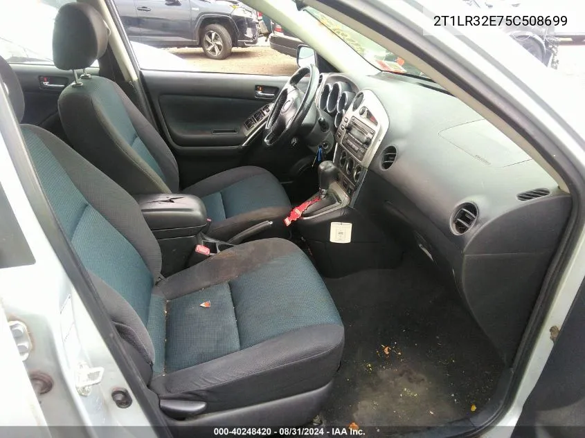 2T1LR32E75C508699 2005 Toyota Matrix Xr