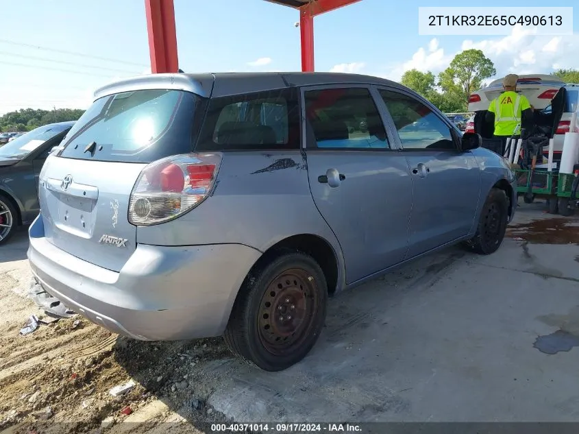 2005 Toyota Matrix VIN: 2T1KR32E65C490613 Lot: 40371014