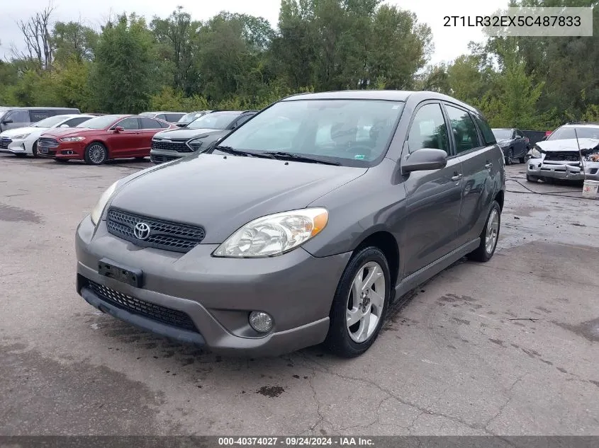 2005 Toyota Matrix Xr VIN: 2T1LR32EX5C487833 Lot: 40374027