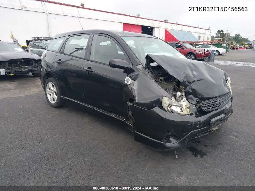 2005 Toyota Matrix Xr VIN: 2T1KR32E15C456563 Lot: 40388618