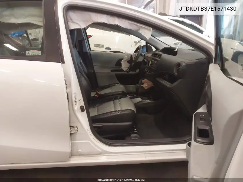 JTDKDTB37E1571430 2014 Toyota Prius C One