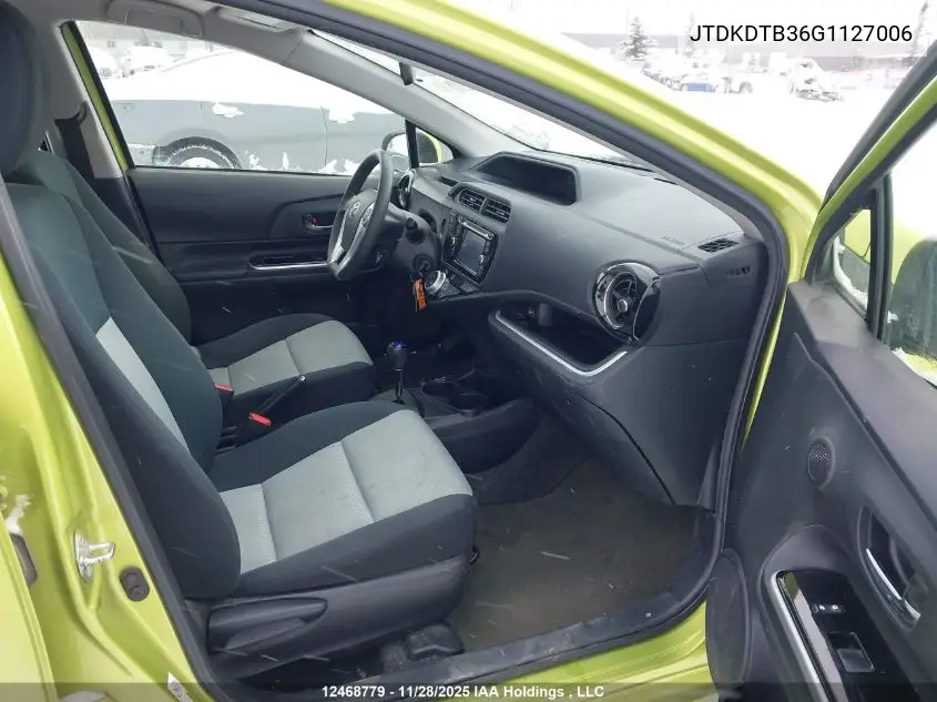 JTDKDTB36G1127006 2016 Toyota Prius C