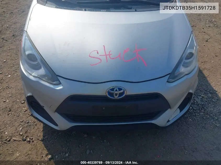 JTDKDTB35H1591728 2017 Toyota Prius C Three