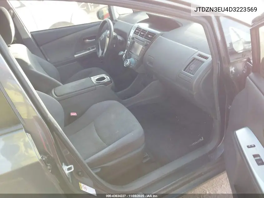 JTDZN3EU4D3223569 2013 Toyota Prius V Three