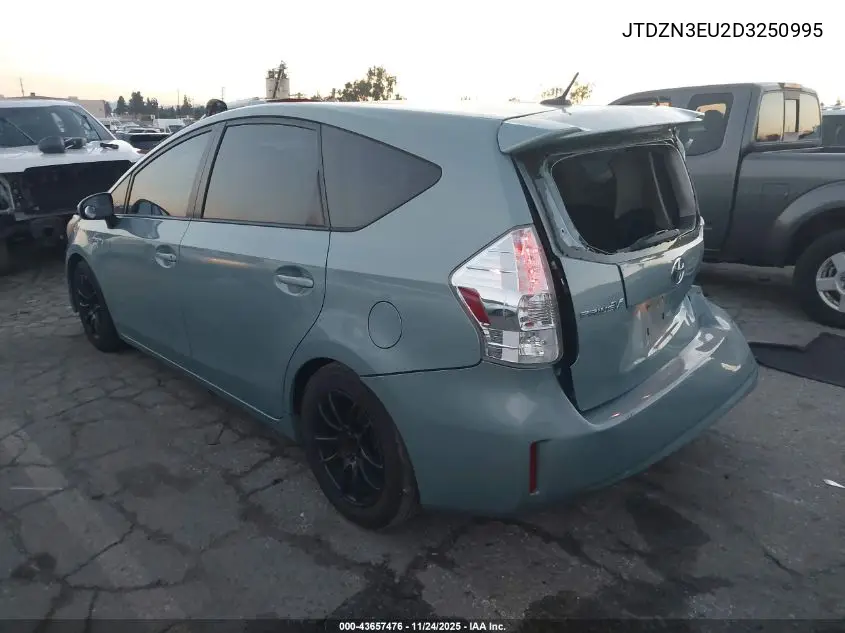 JTDZN3EU2D3250995 2013 Toyota Prius V Three