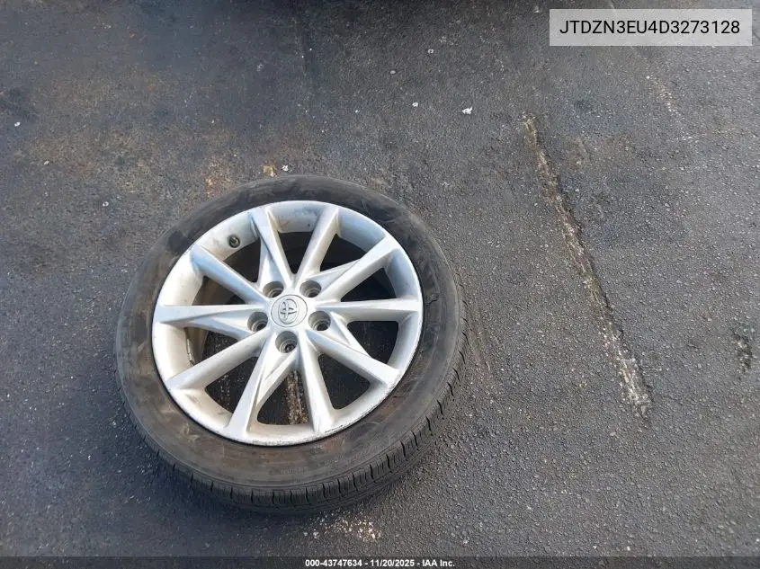 JTDZN3EU4D3273128 2013 Toyota Prius V Five