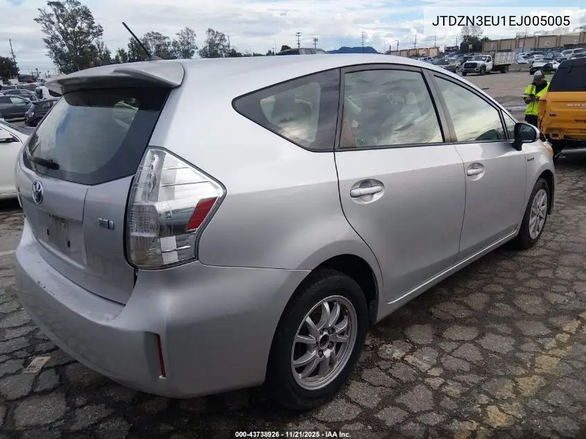JTDZN3EU1EJ005005 2014 Toyota Prius V Two
