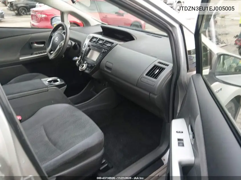 JTDZN3EU1EJ005005 2014 Toyota Prius V Two