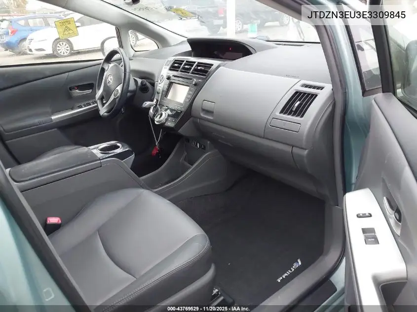 JTDZN3EU3E3309845 2014 Toyota Prius V Five