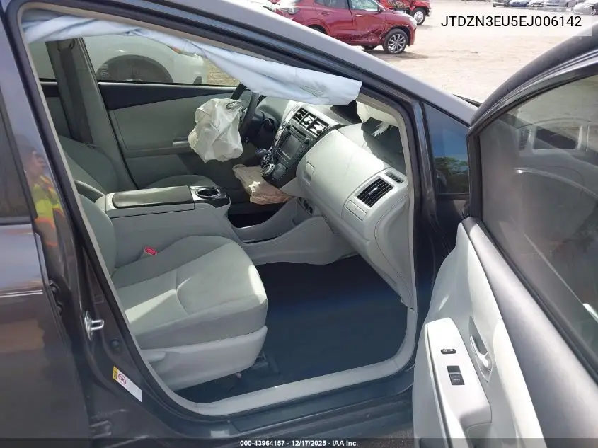 JTDZN3EU5EJ006142 2014 Toyota Prius V Two