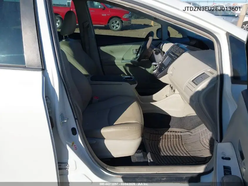 JTDZN3EU2EJ013601 2014 Toyota Prius V Five