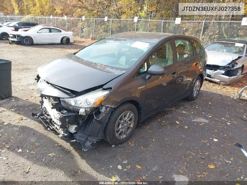 JTDZN3EUXFJ027358 2015 Toyota Prius V Three