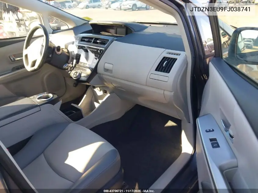 JTDZN3EU9FJ038741 2015 Toyota Prius V Four
