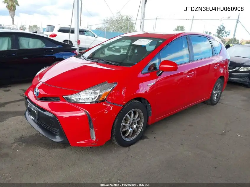 JTDZN3EU4HJ060908 2017 Toyota Prius V Three