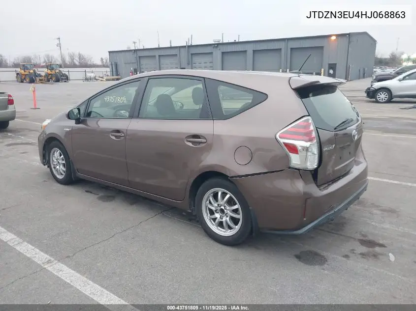 JTDZN3EU4HJ068863 2017 Toyota Prius V Three