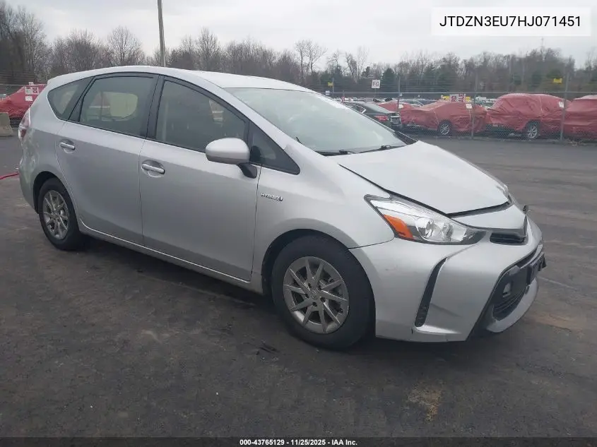 JTDZN3EU7HJ071451 2017 Toyota Prius V Two