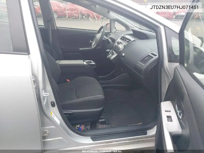 JTDZN3EU7HJ071451 2017 Toyota Prius V Two