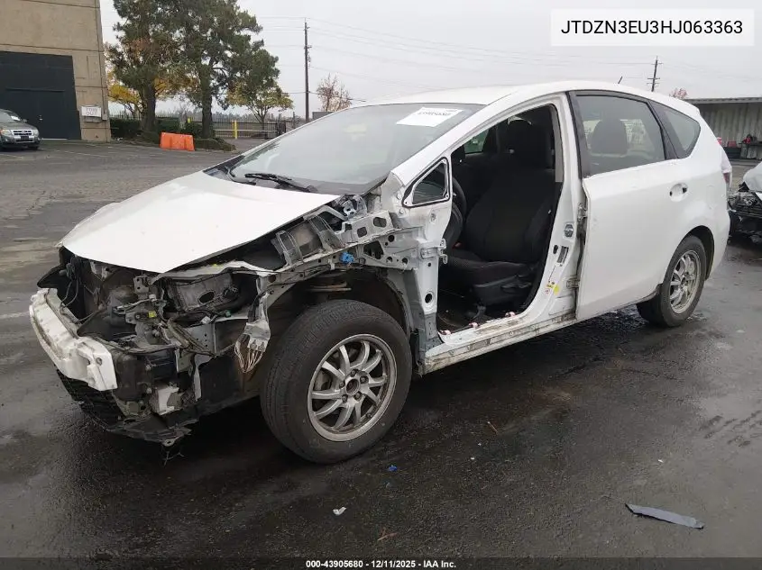 JTDZN3EU3HJ063363 2017 Toyota Prius V Two