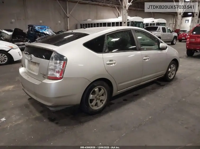 JTDKB20UX57033541 2005 Toyota Prius