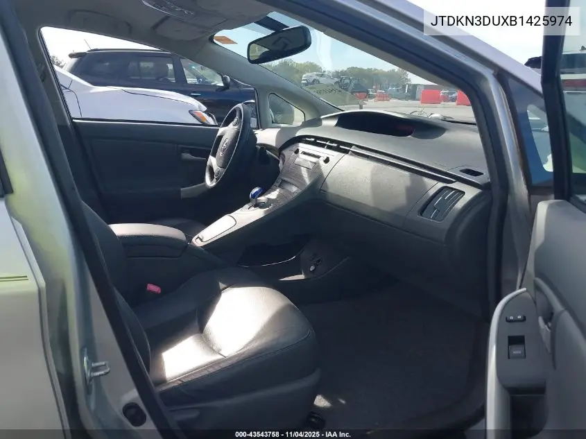 JTDKN3DUXB1425974 2011 Toyota Prius Five