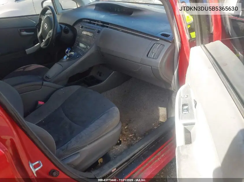 JTDKN3DU5B5365630 2011 Toyota Prius Three