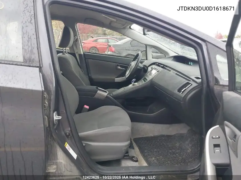 JTDKN3DU0D1618671 2013 Toyota Prius