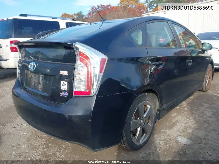 JTDKN3DU1D5585690 2013 Toyota Prius Three Se