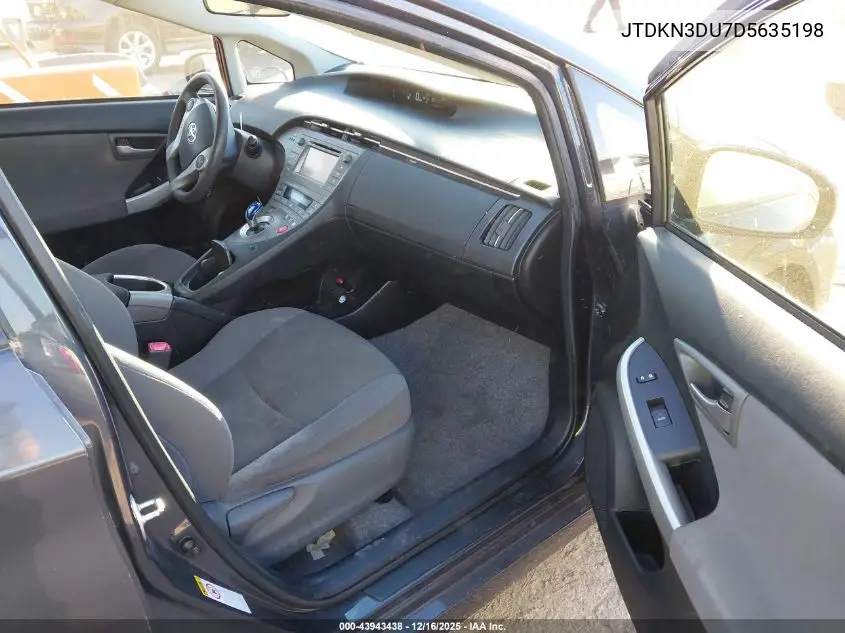 JTDKN3DU7D5635198 2013 Toyota Prius Two