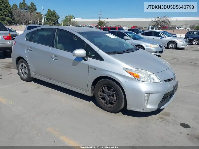 JTDKN3DU5D5643798 2013 Toyota Prius Two