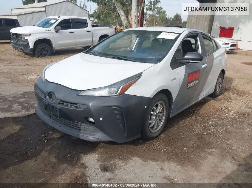 2021 Toyota Prius Le VIN: JTDKAMFUXM3137958 Lot: 40146432