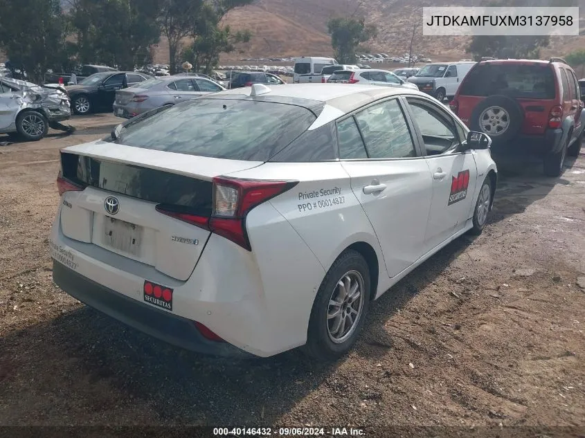 2021 Toyota Prius Le VIN: JTDKAMFUXM3137958 Lot: 40146432