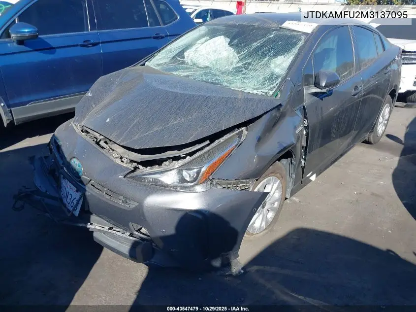 JTDKAMFU2M3137095 2021 Toyota Prius Le