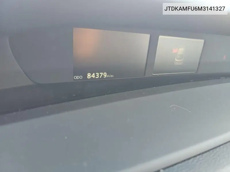 JTDKAMFU6M3141327 2021 Toyota Prius Xle