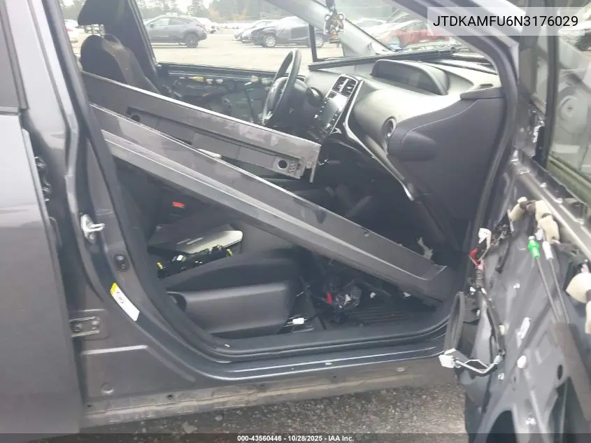 JTDKAMFU6N3176029 2022 Toyota Prius L