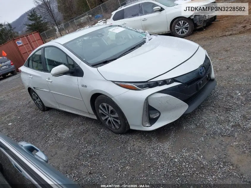 JTDKAMFP3N3228582 2022 Toyota Prius Prime Limited
