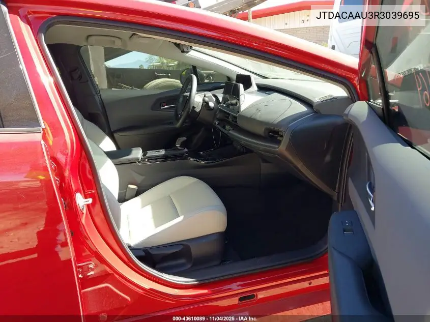 JTDACAAU3R3039695 2024 Toyota Prius Xle