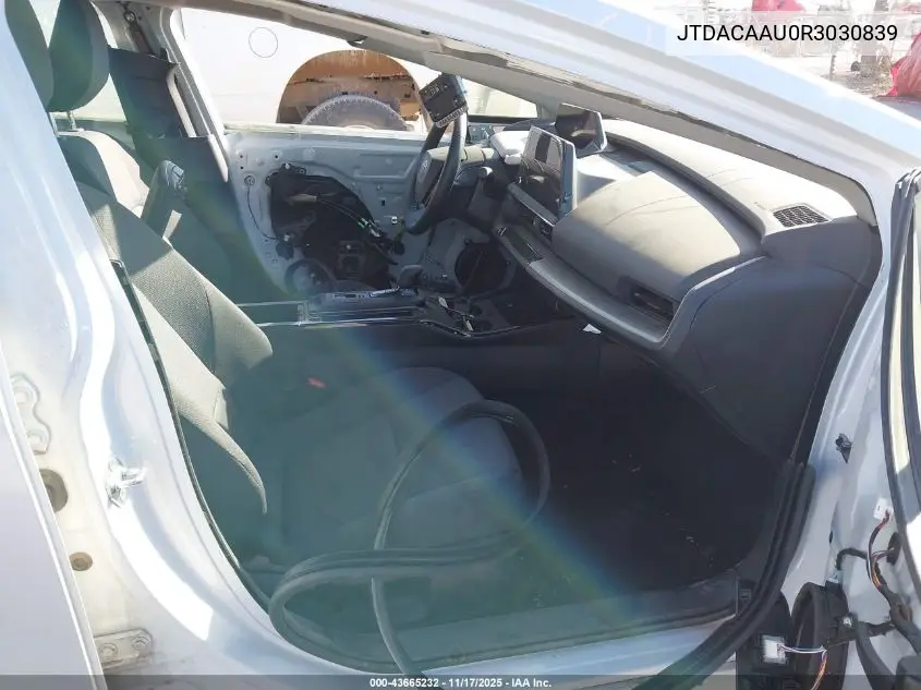 JTDACAAU0R3030839 2024 Toyota Prius Le
