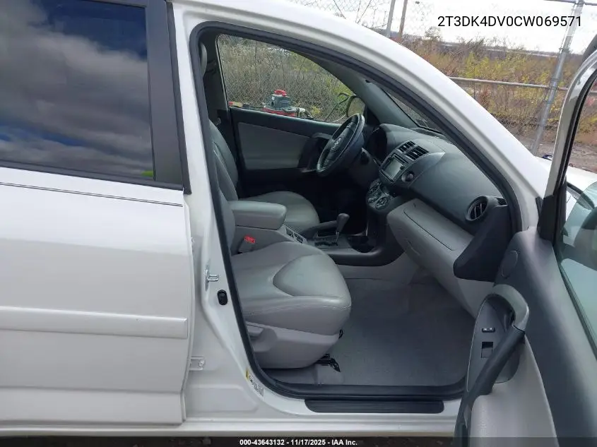 2T3DK4DV0CW069571 2012 Toyota Rav4 Limited V6