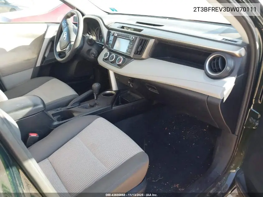 2T3BFREV3DW070111 2013 Toyota Rav4 Le