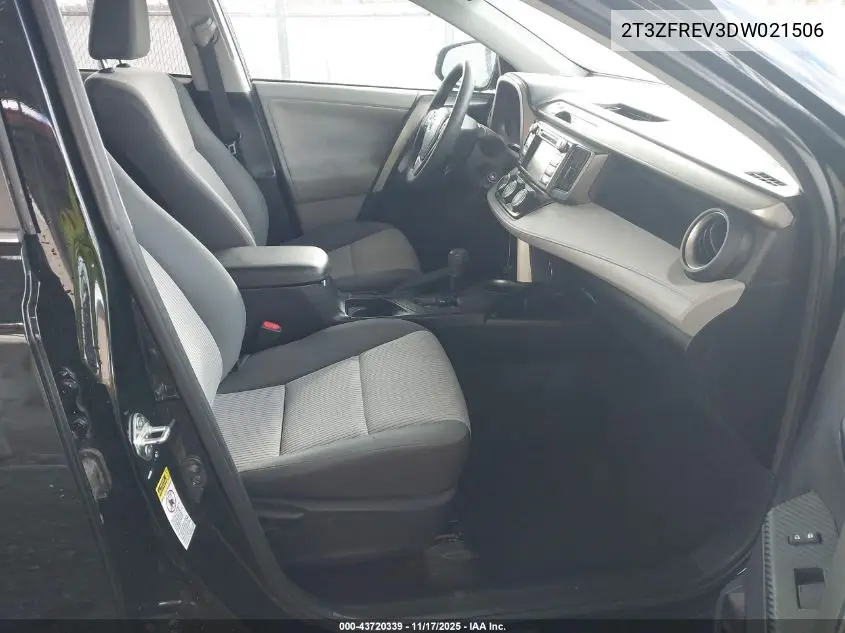 2T3ZFREV3DW021506 2013 Toyota Rav4 Le