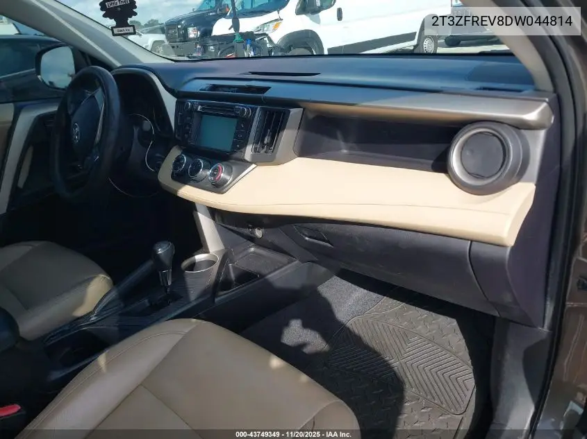 2T3ZFREV8DW044814 2013 Toyota Rav4 Le