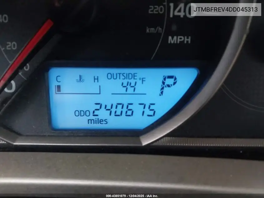 JTMBFREV4DD045313 2013 Toyota Rav4 Le