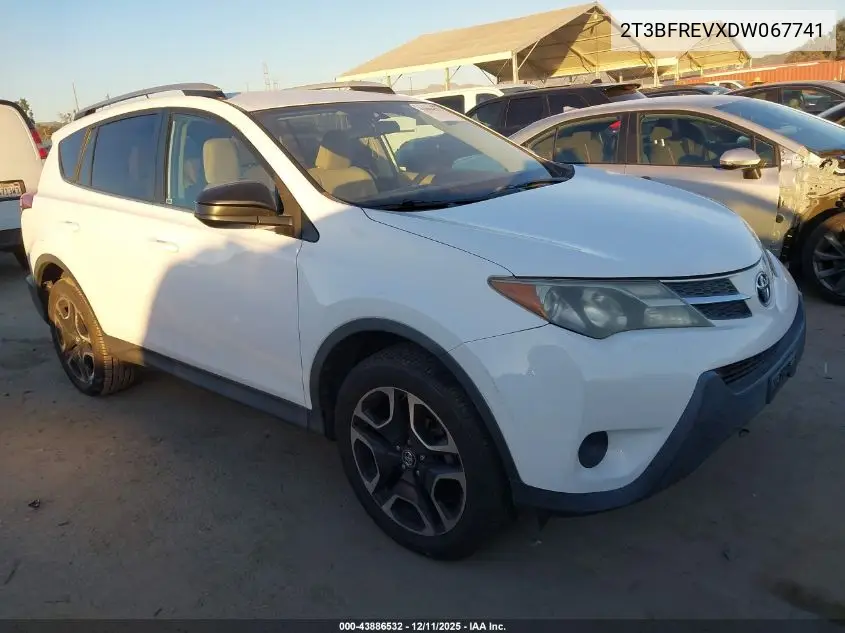 2T3BFREVXDW067741 2013 Toyota Rav4 Le
