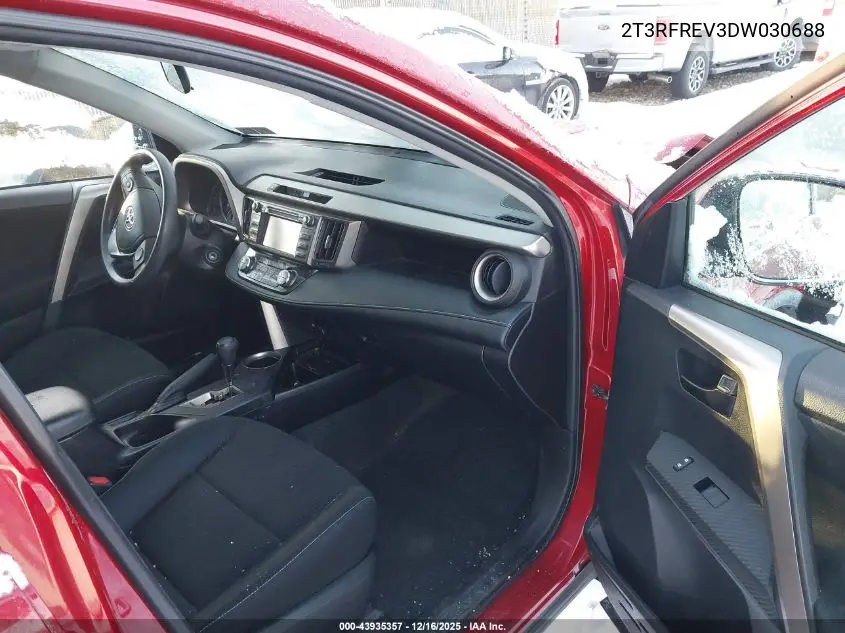 2T3RFREV3DW030688 2013 Toyota Rav4 Xle