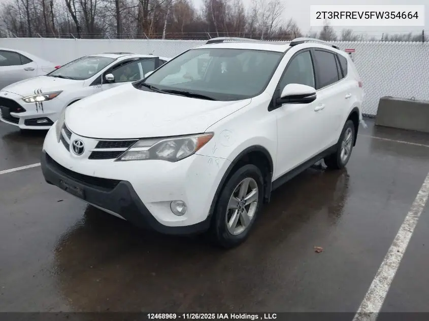 2T3RFREV5FW354664 2015 Toyota Rav4 Xle