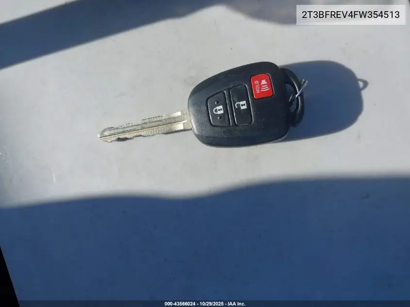 2T3BFREV4FW354513 2015 Toyota Rav4 Le